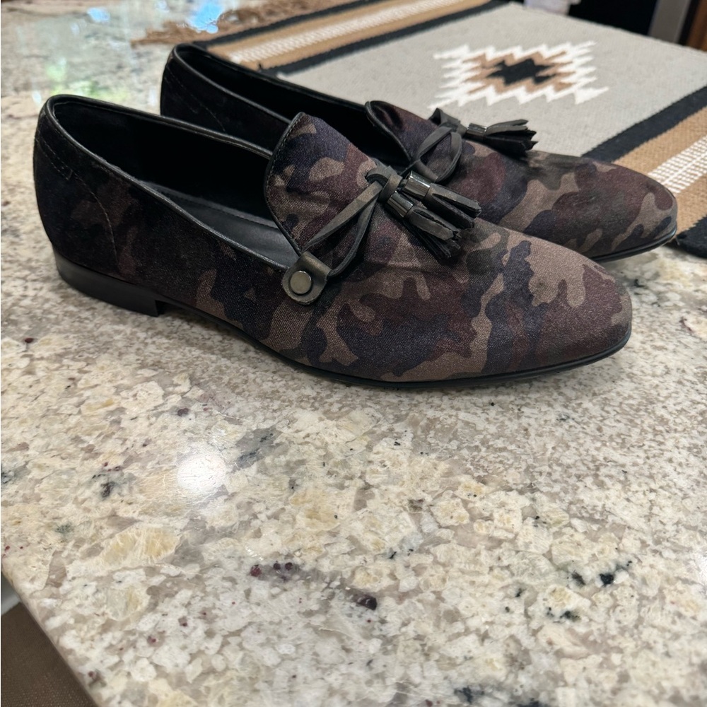 Aldo camo loafers